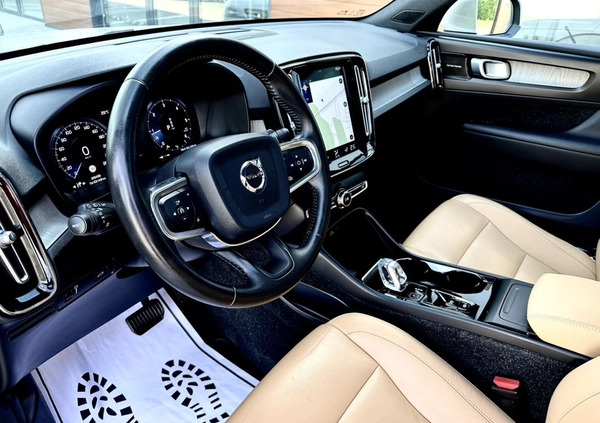 Volvo XC 40 cena 108999 przebieg: 189856, rok produkcji 2019 z Międzylesie małe 781